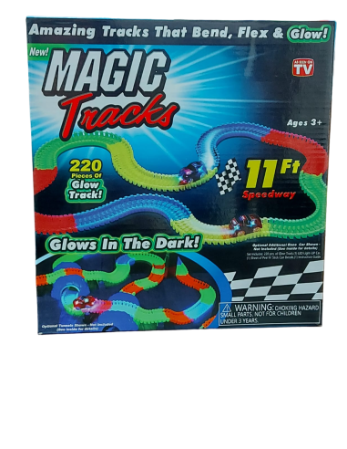 MAGIC TRACKS AVEC 2 VOITURES